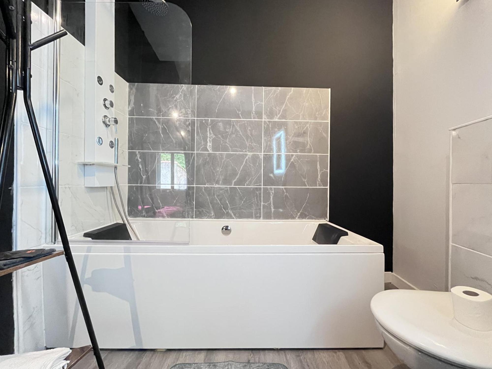 Studio Baignoire Centre Ville ナルボンヌ エクステリア 写真