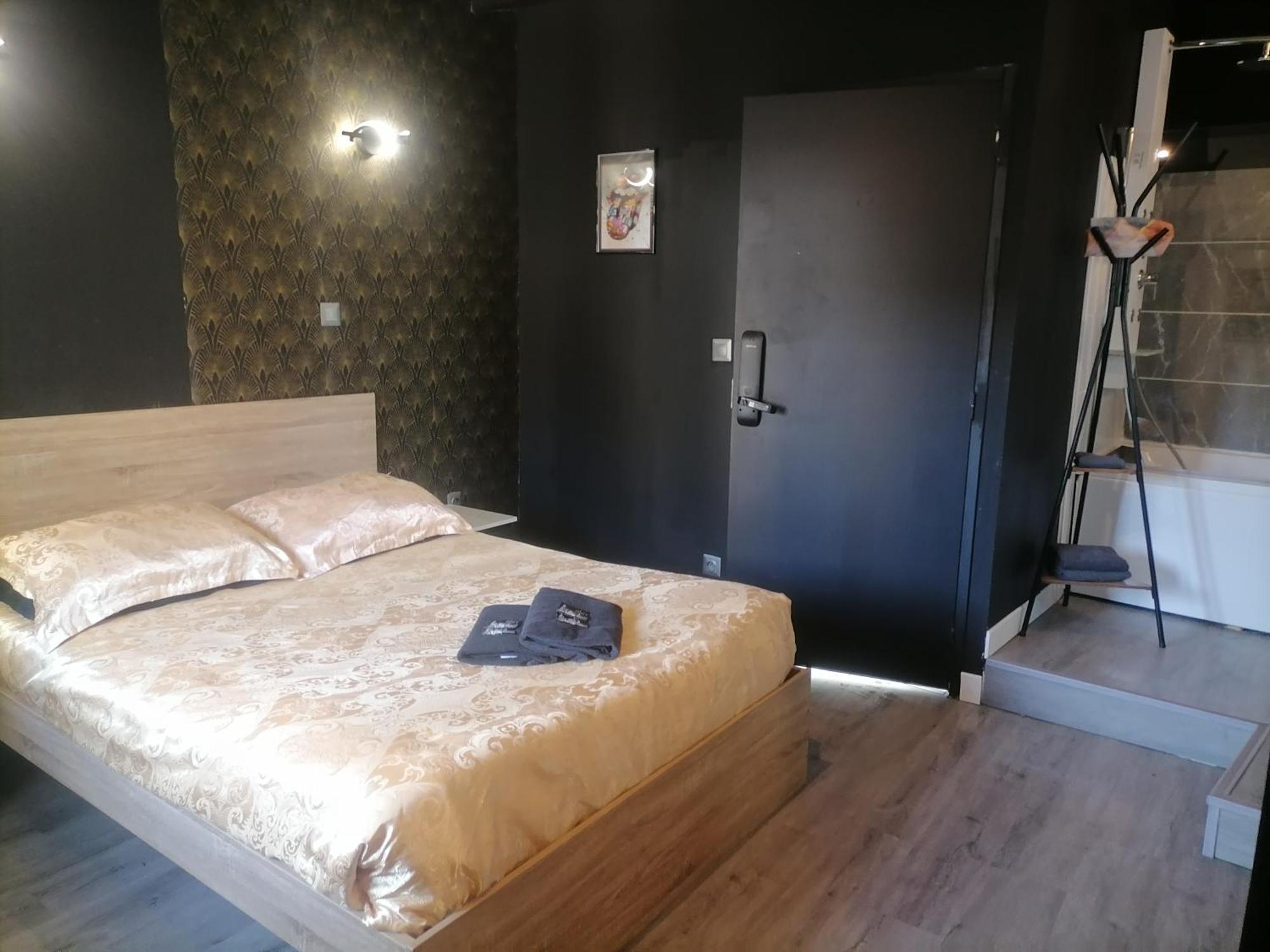 Studio Baignoire Centre Ville ナルボンヌ エクステリア 写真